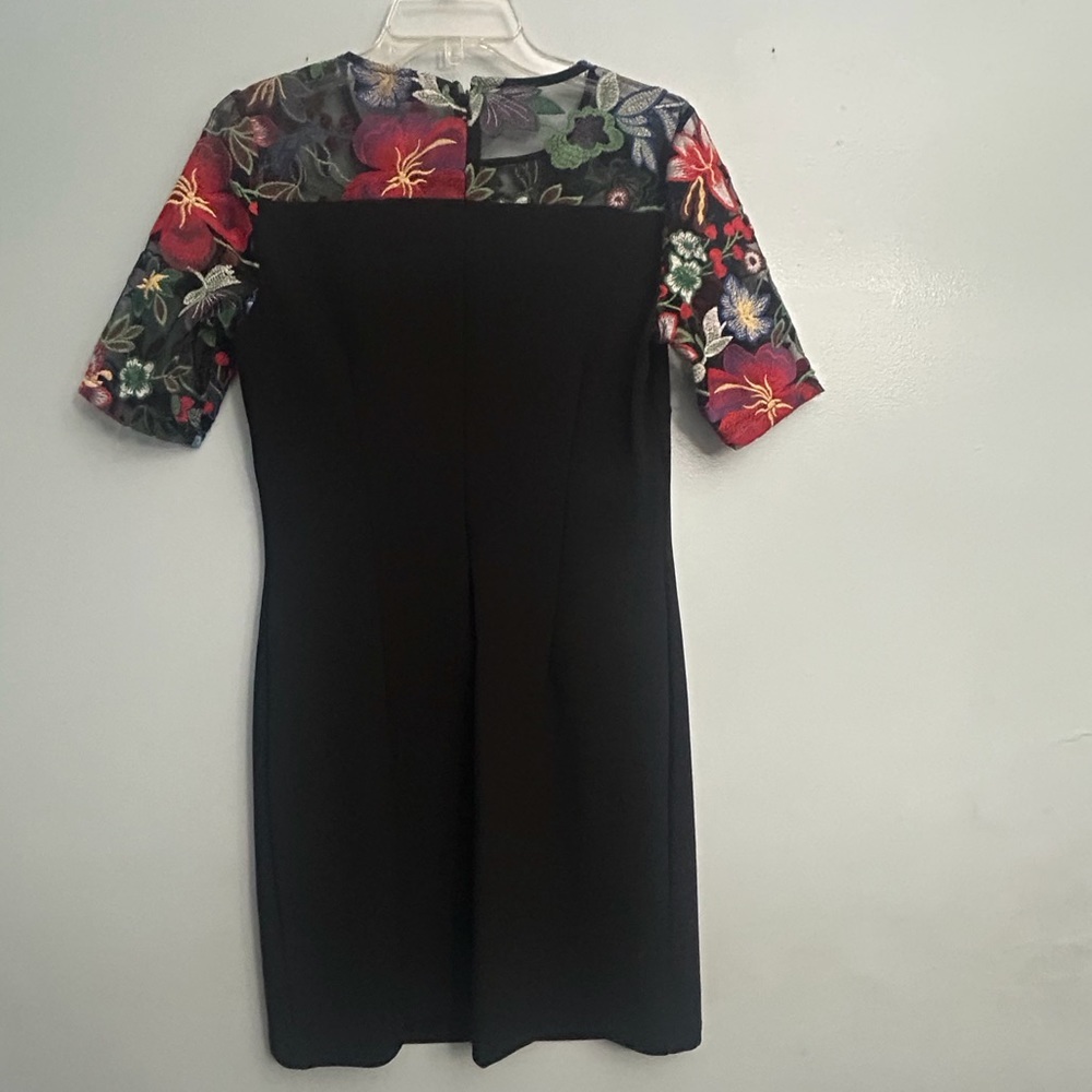 NINA LEONARD DRESS - Picture 6 of 13